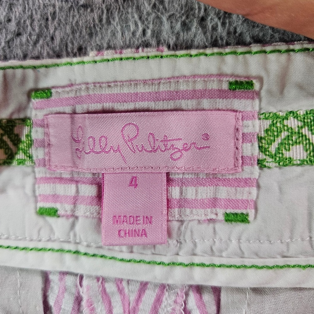 Lilly Pulitzer Pink White Seersucker Striped Shorts Womens Size 4 Preppy Beach - Picture 2 of 7